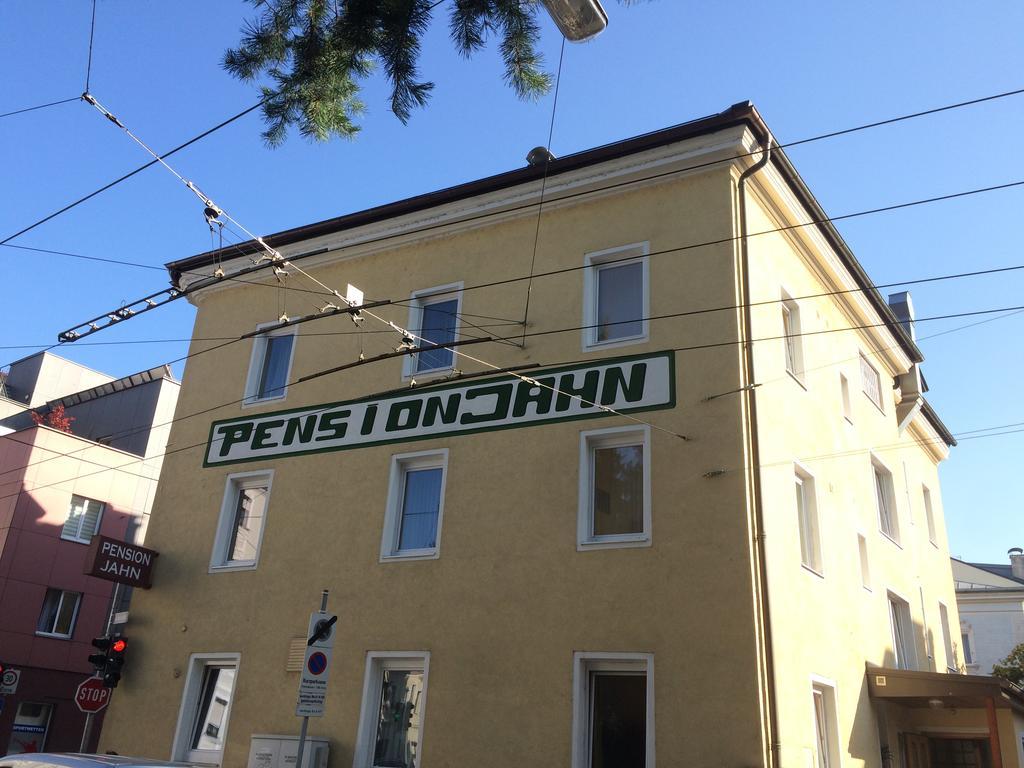 Pension Jahn Salzburg Exterior photo