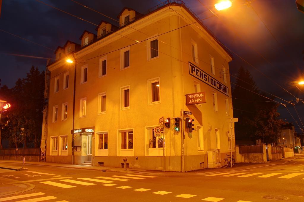 Pension Jahn Salzburg Exterior photo